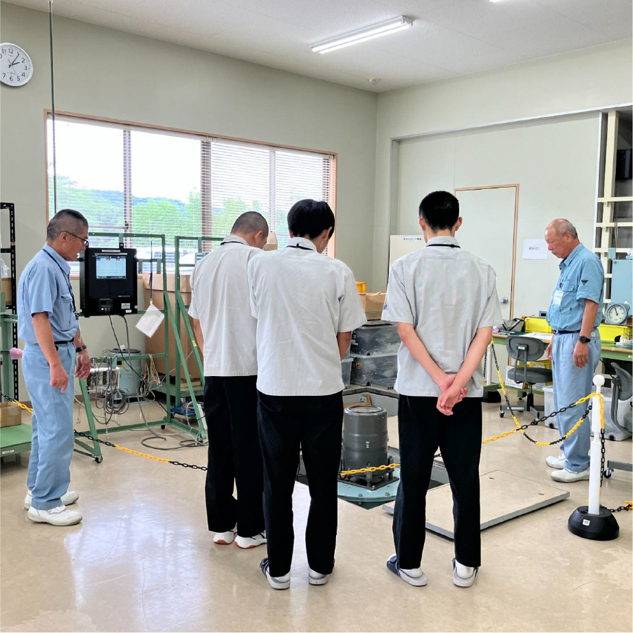 企業見学の様子